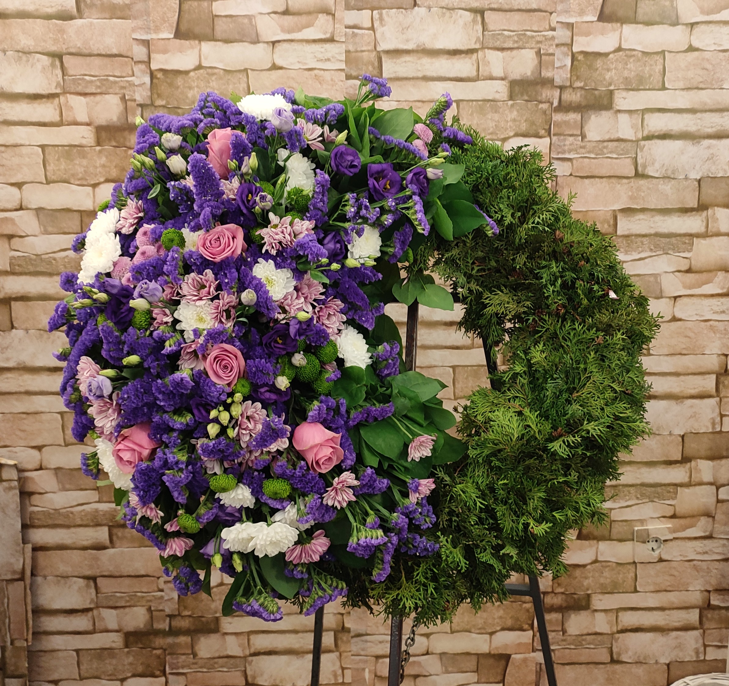 WREATH 73V